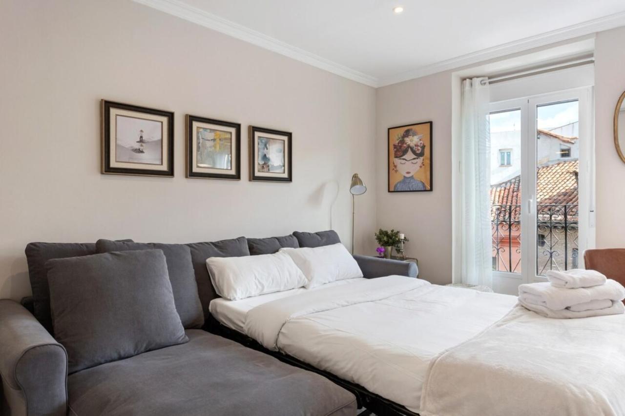 Elegant 1 Bedroom Apartment In The Heart Of Centro Madrid Exteriör bild
